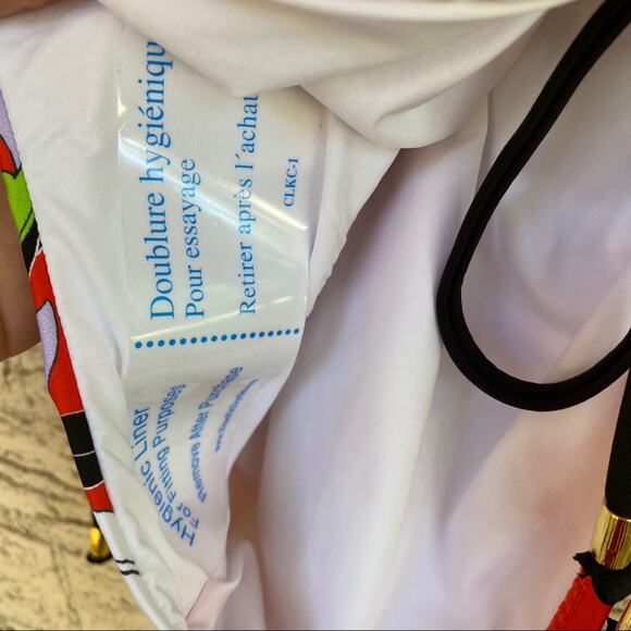 Trina Turk Shangri La Floral Maillot Swims… - Picture 5 of 5